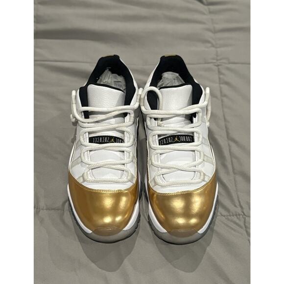 Size 11 - Air Jordan 11 Retro Low Closing Ceremony - Picture 5 of 7